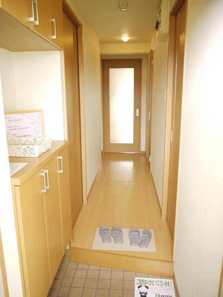 サン・シャインの玄関