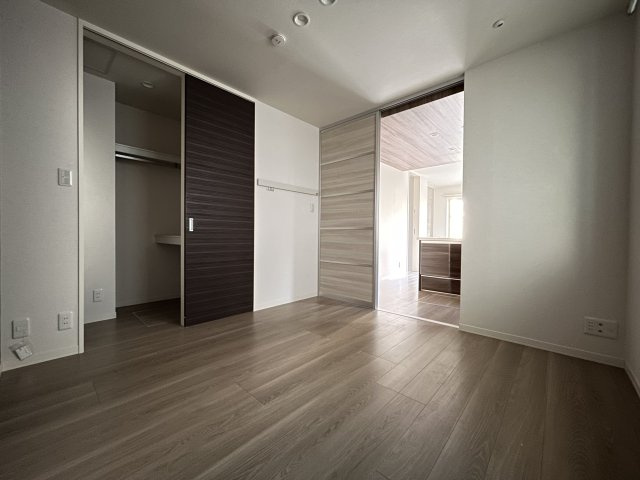 【寝室】growth ring