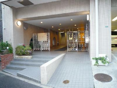 文京区本郷２丁目の賃貸マンションのエントランス|エントランス
