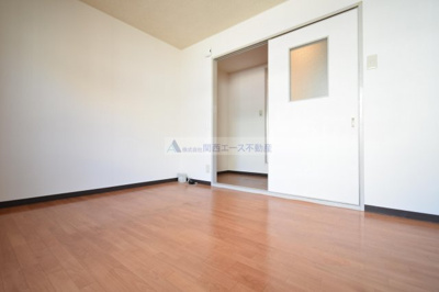 【洋室】 | エスタイル小阪