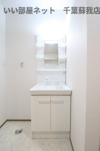 フルラージュ千葉中央の独立洗面台|独立洗面台で身支度をすべて済ませてしまいましょう