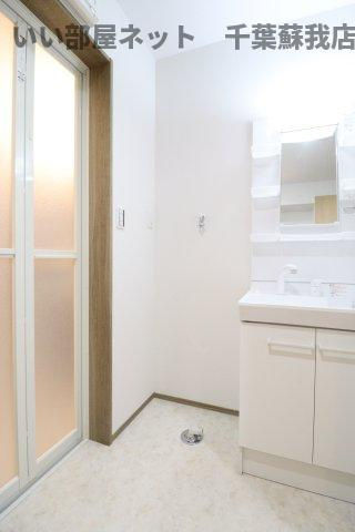 フルラージュ千葉中央の洗面所|洗濯機置場
