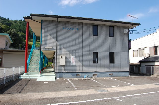 メゾングレースの外観