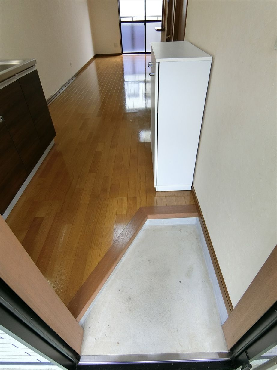 メゾングレースの玄関