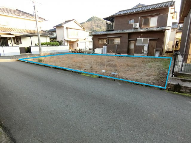 八鹿（一部）角地の外観