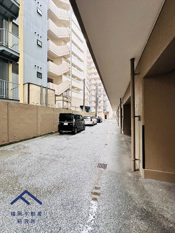 エバーライフすの子小前の駐車場