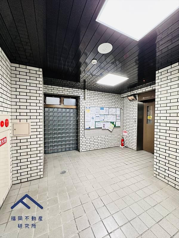 エバーライフすの子小前のエントランス