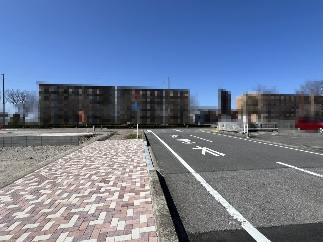 碧南市雨池町新築戸建　B号棟の前面道路含む現地写真|碧南市雨池町新築戸建前面道路写真です。