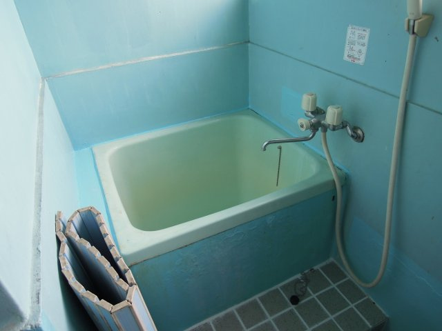 藤井アパートの浴室