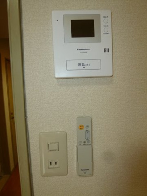 【セキュリティ】 | ソフィア三鷹 | テレビモニター付きインターフォン
