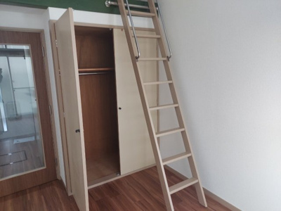 【内装】 | ソフィア三鷹 | ロフト　小窓有り