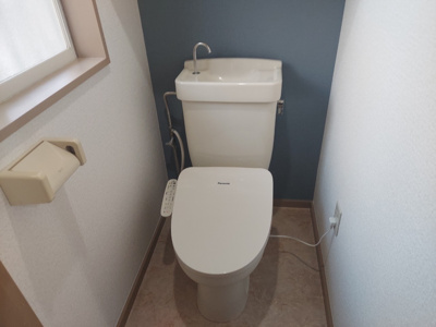 【トイレ】 | ソフィア三鷹 | 窓付き　ウォシュレット