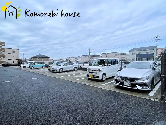 グラン・コート上尾の駐車場|4/4　撮影済み