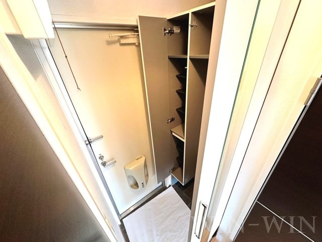 ロイヤルメゾンの玄関