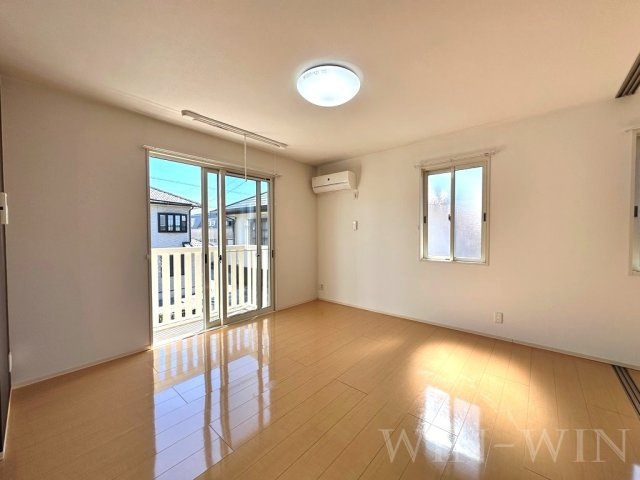 ロイヤルメゾンの居間・リビング