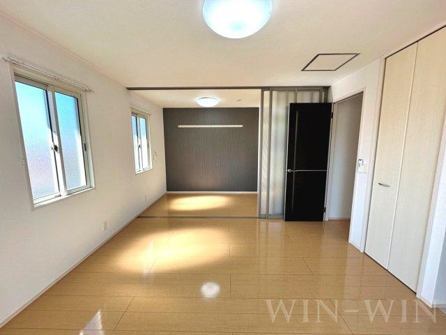 ロイヤルメゾンの居間・リビング