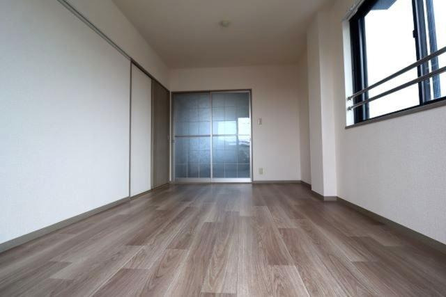 レインボーハウスの洋室