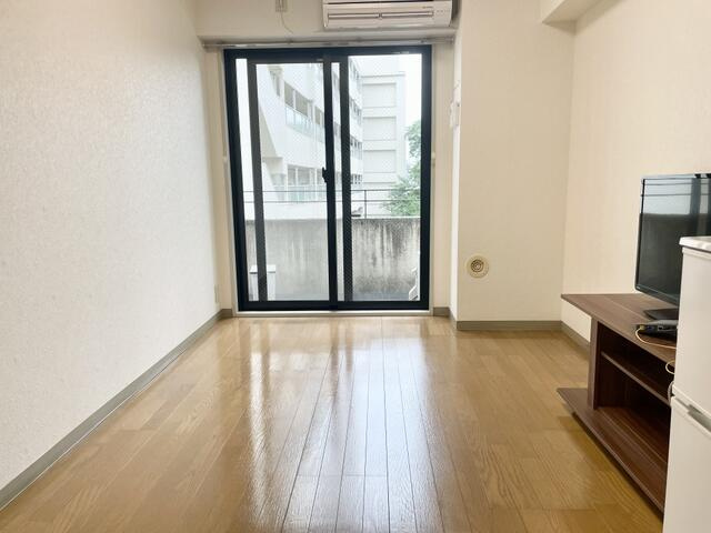 カサデシライⅠの居間・リビング|同間取り別部屋の参考画像です。