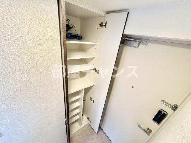 エステムコート名古屋泉プラチナムゲートの収納