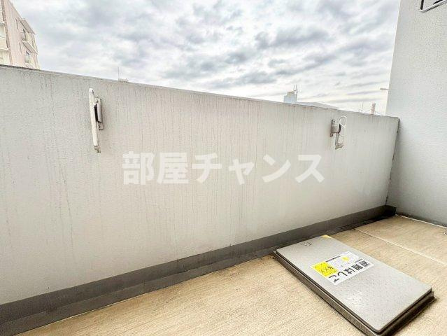 エステムコート名古屋泉プラチナムゲートのバルコニー