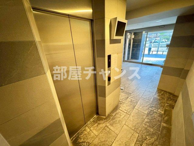 エステムコート名古屋泉プラチナムゲートのロビー
