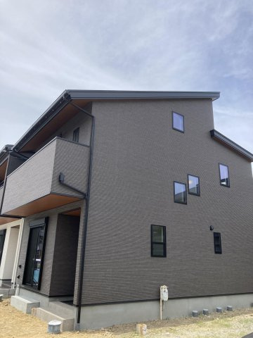 高知市百石町2丁目の外観