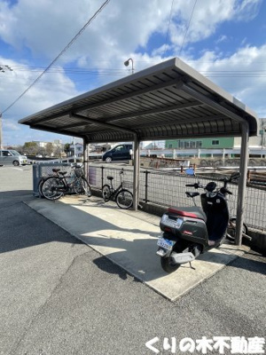 【その他共用部分】 | サンコート・ヴィラ | 駐輪場もあります