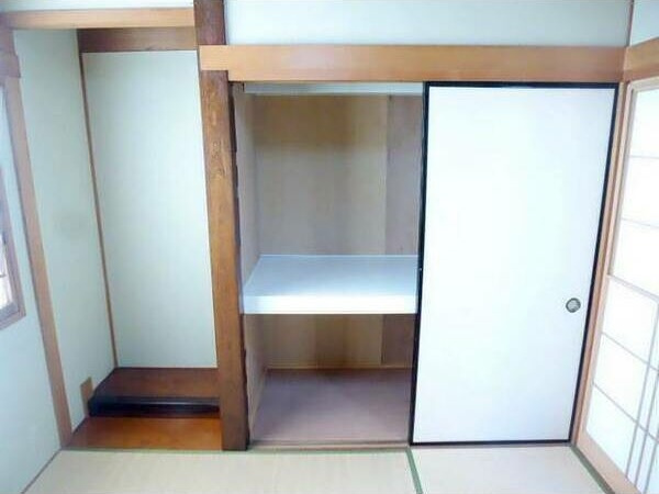 フジメゾン・西尾の収納