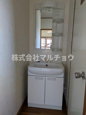 メゾン朝来の洗面所|使いやすい洗面所です