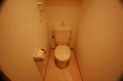 【トイレ】 | 博多Vビル | 別号室の写真になります。現況優先。