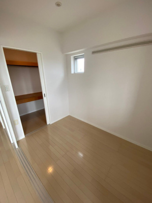 【内装】 | ピュアドームアドニス吉塚 | 別号室の写真になります。現況優先。