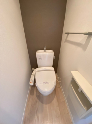 【トイレ】 | ピュアドームアドニス吉塚 | 別号室の写真になります。現況優先。