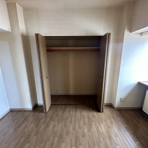 秀弐番館の収納