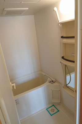 【浴室】 | プラセール野芥 | 別号室の写真になります。現況優先。