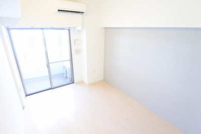 【居間・リビング】 | SERENITE本町ROJI02