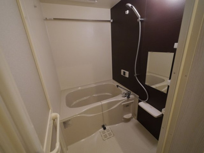 【浴室】 | カトレア箱崎 | 別号室の写真になります。現況優先。