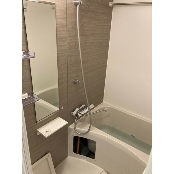 メイクス矢場町Ⅱの浴室