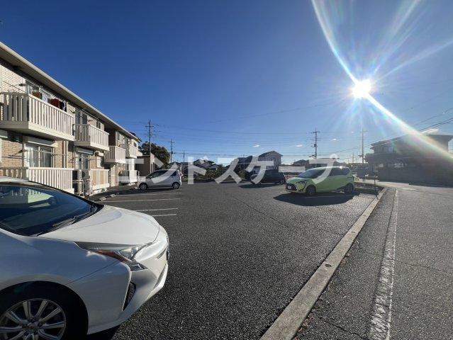 リ ジェルの駐車場|高崎、前橋のお部屋探しはエンドスケープまで！お客様の理想お聞かせ下さい♪