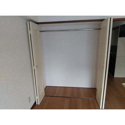 【収納】 | ベルトピアエグゼ福岡Ⅱ | 別号室の写真になります。現況優先。