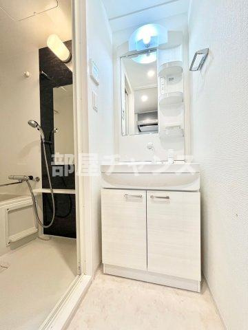 エスリード名城公園プライムの独立洗面台