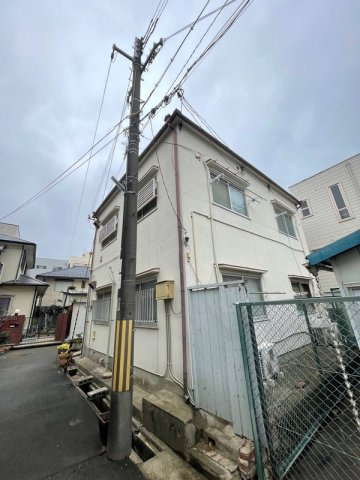 ハイツ八坂の外観