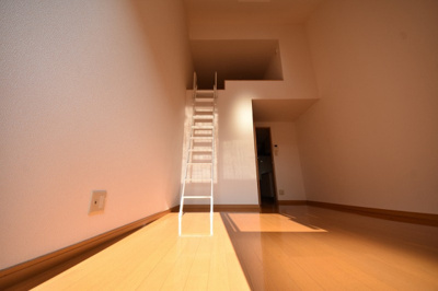 【内装】 | コンフォートベネフィス平和ヒルズ | 別号室の写真になります。現況優先。