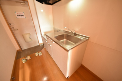 【玄関】 | コンフォートベネフィス平和ヒルズ | 別号室の写真になります。現況優先。