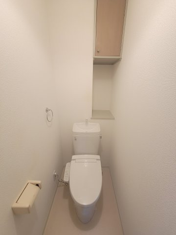 サウスウッド（SOUTHWOOD）のトイレ|※別部屋の写真です。