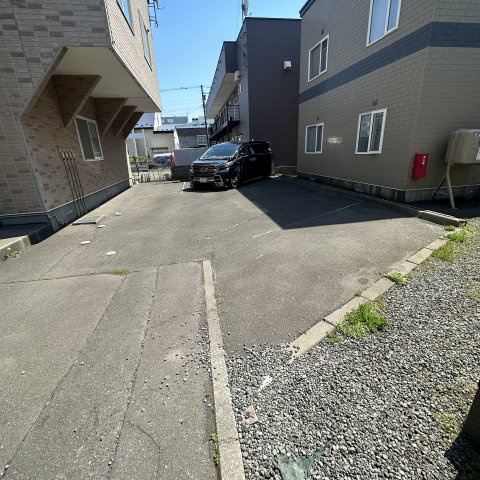 クレール・シャンブルの駐車場