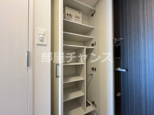 エスリード新栄グランラグジェの収納