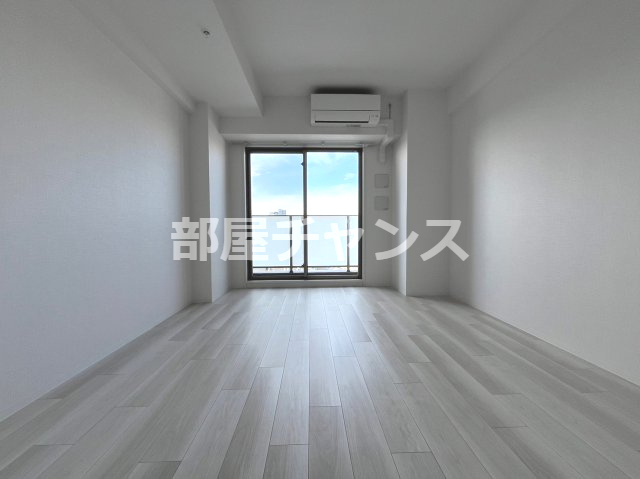 エスリード新栄グランラグジェの居間・リビング