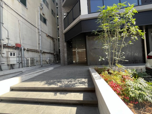 ファーストフィオーレ谷町六丁目フェリシア BRAVI不動産のエントランス|エントランスです