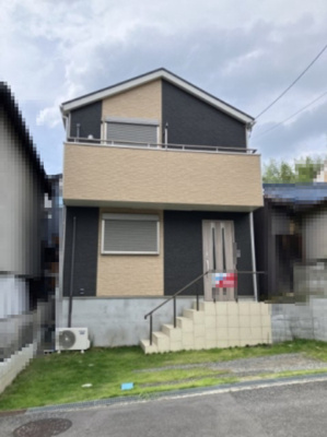 【前面道路含む現地写真】 | 大津市衣川3丁目6-3　中古戸建 | 2025年06月　撮影