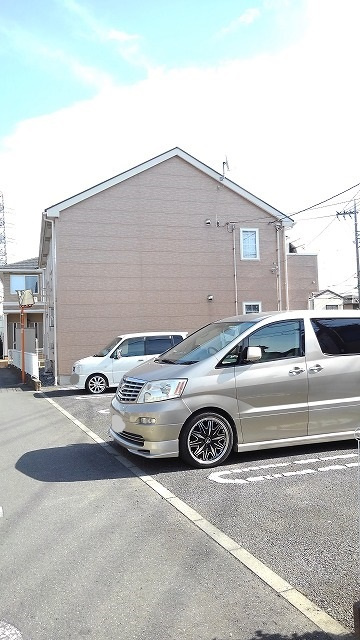 スカイパレスⅡ番館の駐車場
